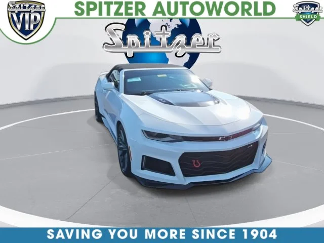 Used 2017 White Chevrolet ZL1 image 4