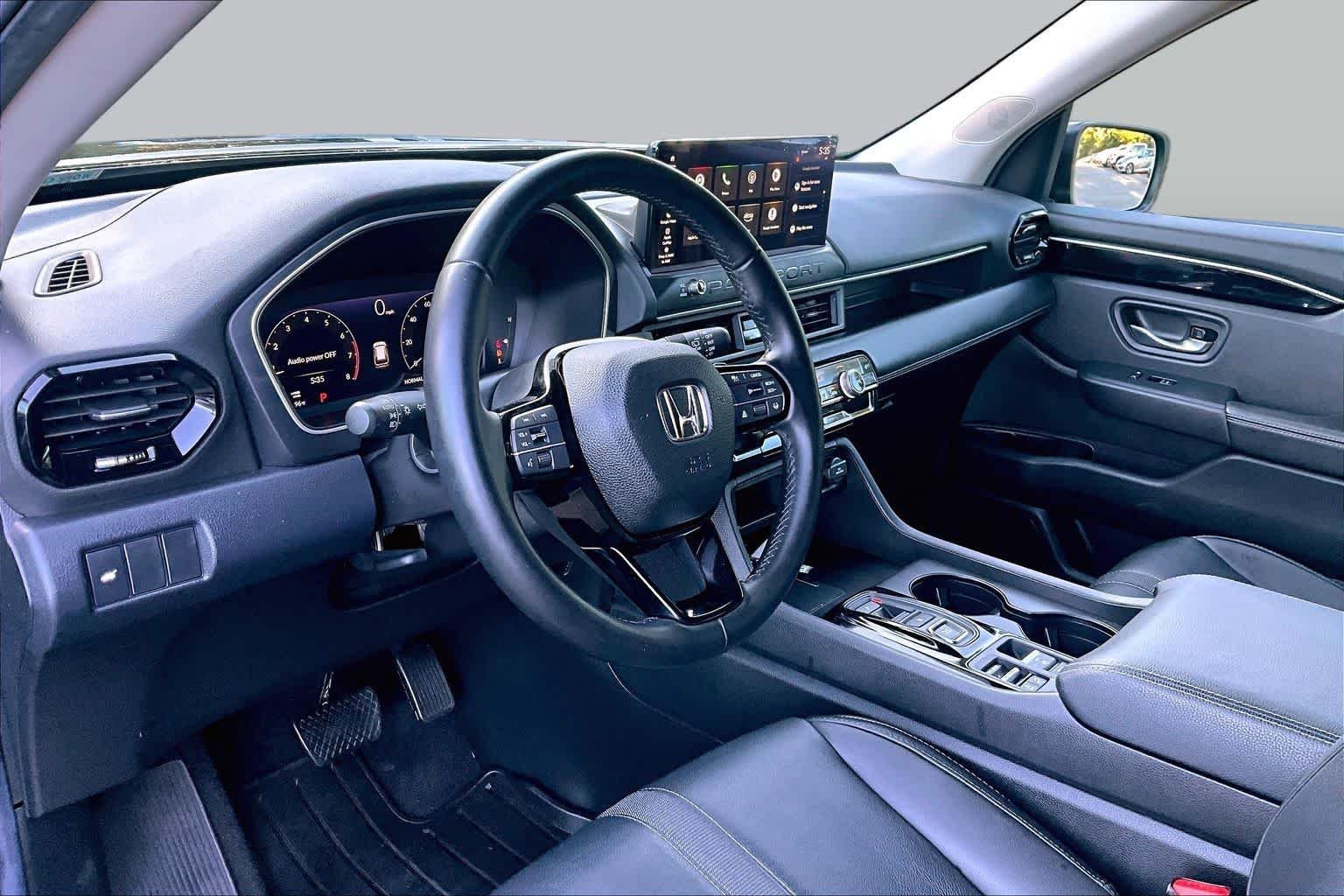 Used 2026 Crystal Black Pearl Honda RTL image 16