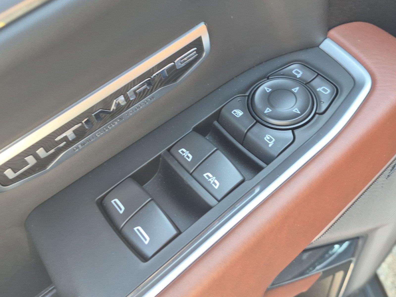 Used 2026 Onyx Black GMC Denali Ultimate image 15