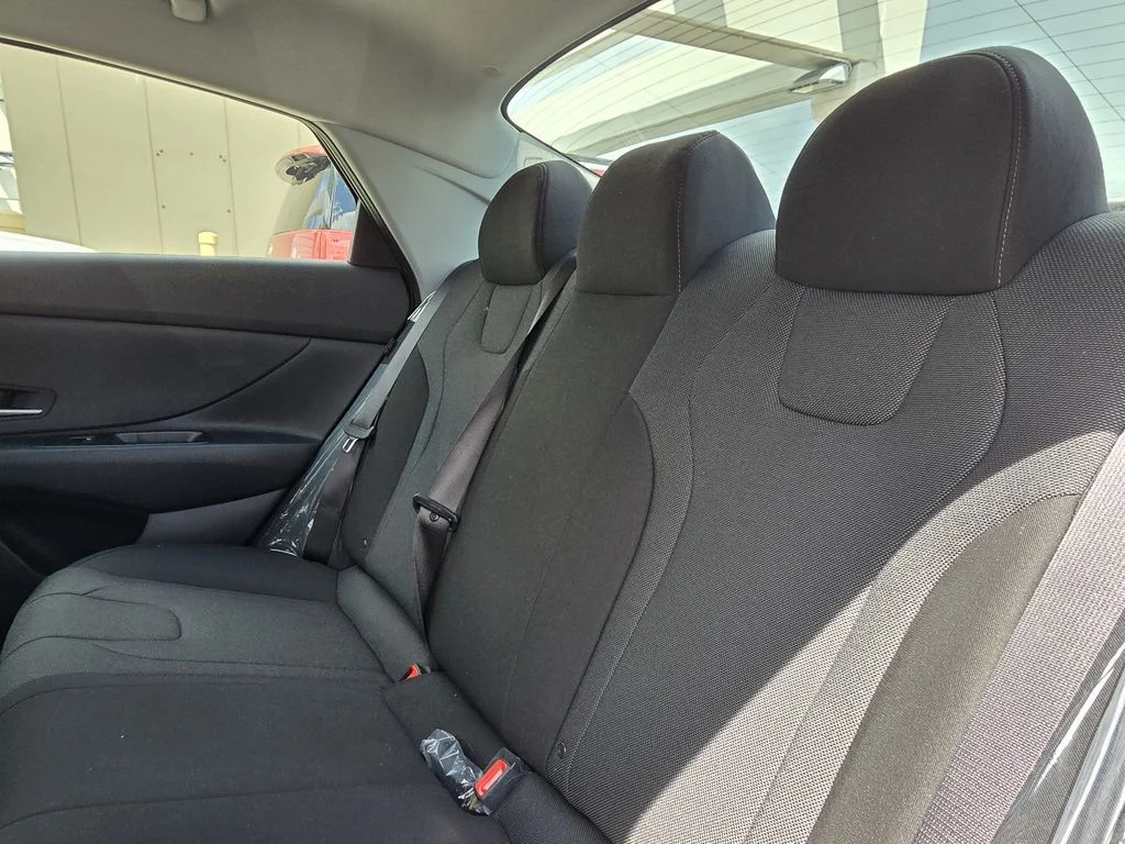 New 2026 White Hyundai SE image 11