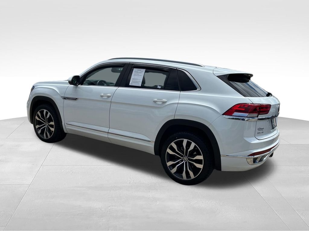 Used 2020 White Volkswagen 3.6L V6 SEL R-Line image 3