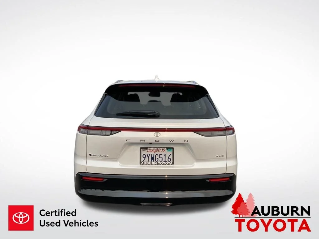 Certified Used 2026 Oxygen White Toyota XLE image 7