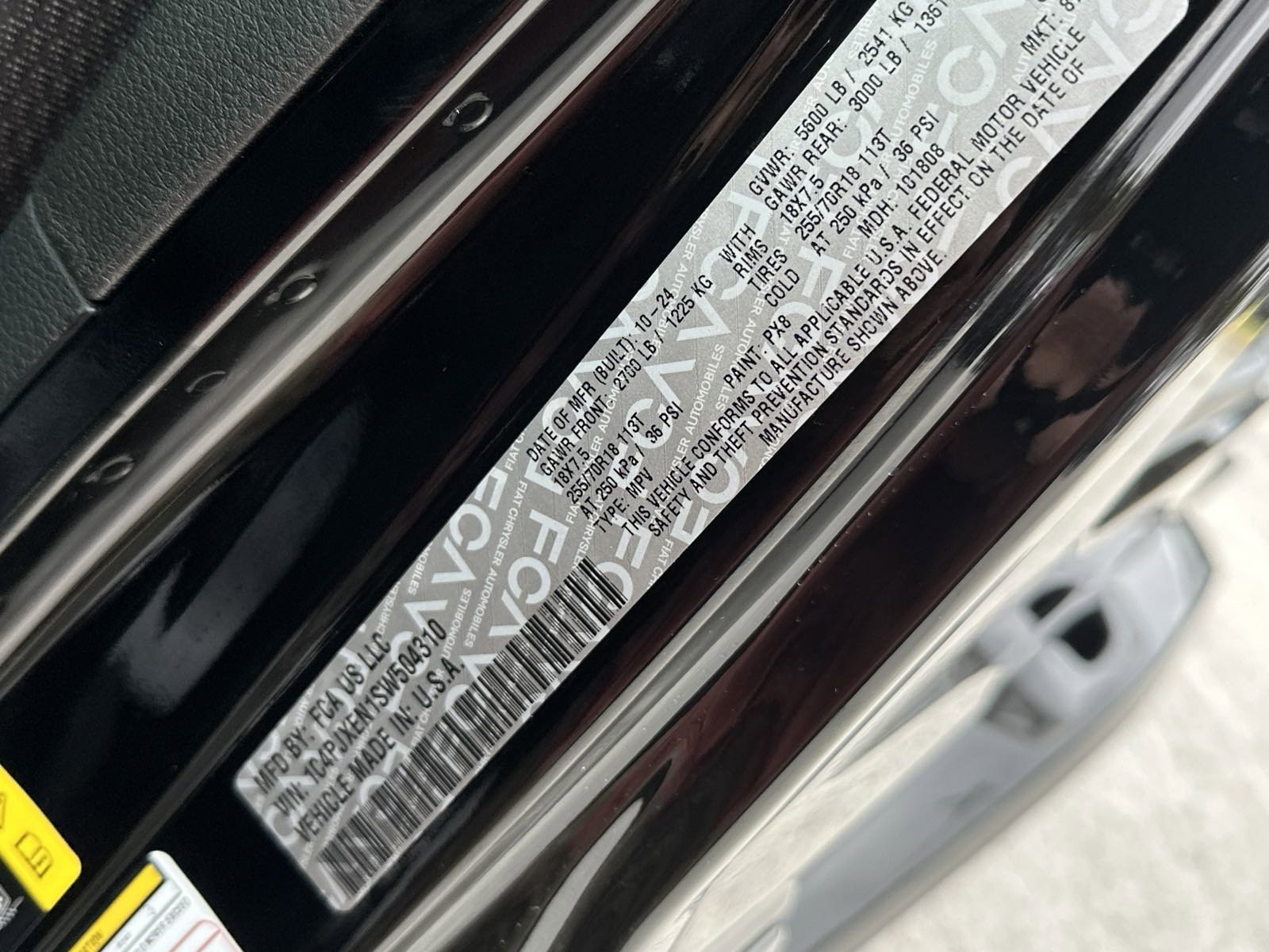 New 2025 Black Clear-Coat Exterior Paint Jeep Sahara image 33