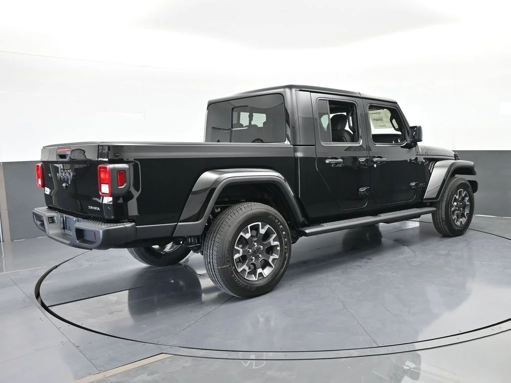 New 2026 Black Clear-Coat Exterior Paint Jeep Sahara image 6