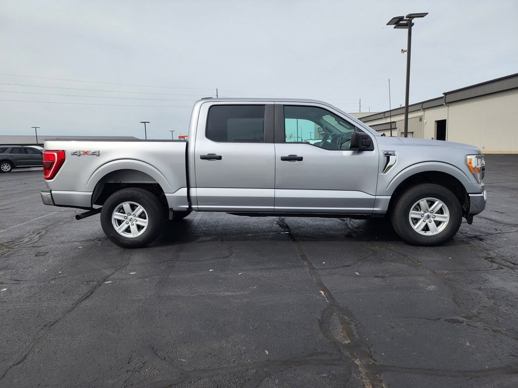 Used 2022 Iconic Silver Metallic Ford XLT image 4