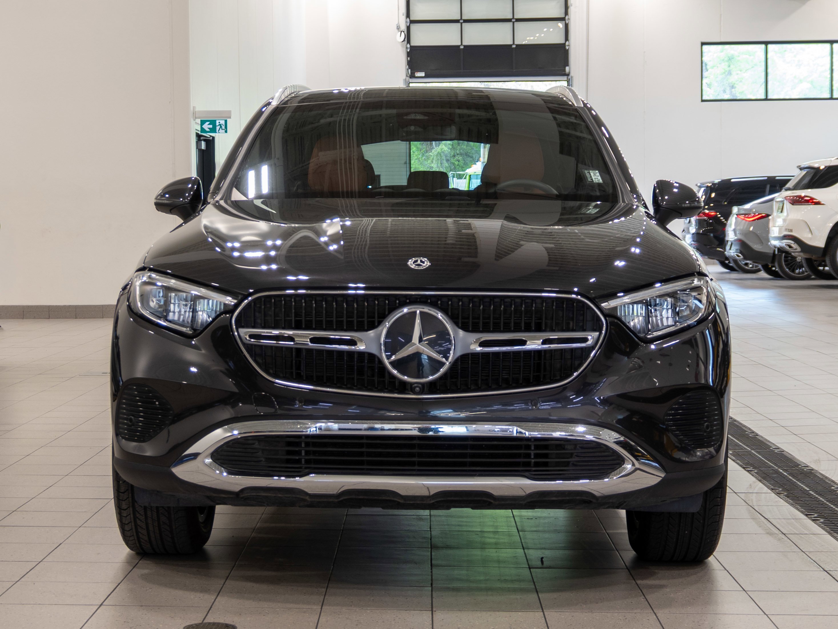 Certified Used 2025 GRAPHITE GREY METALLIC Mercedes-Benz GLC 300 image 5