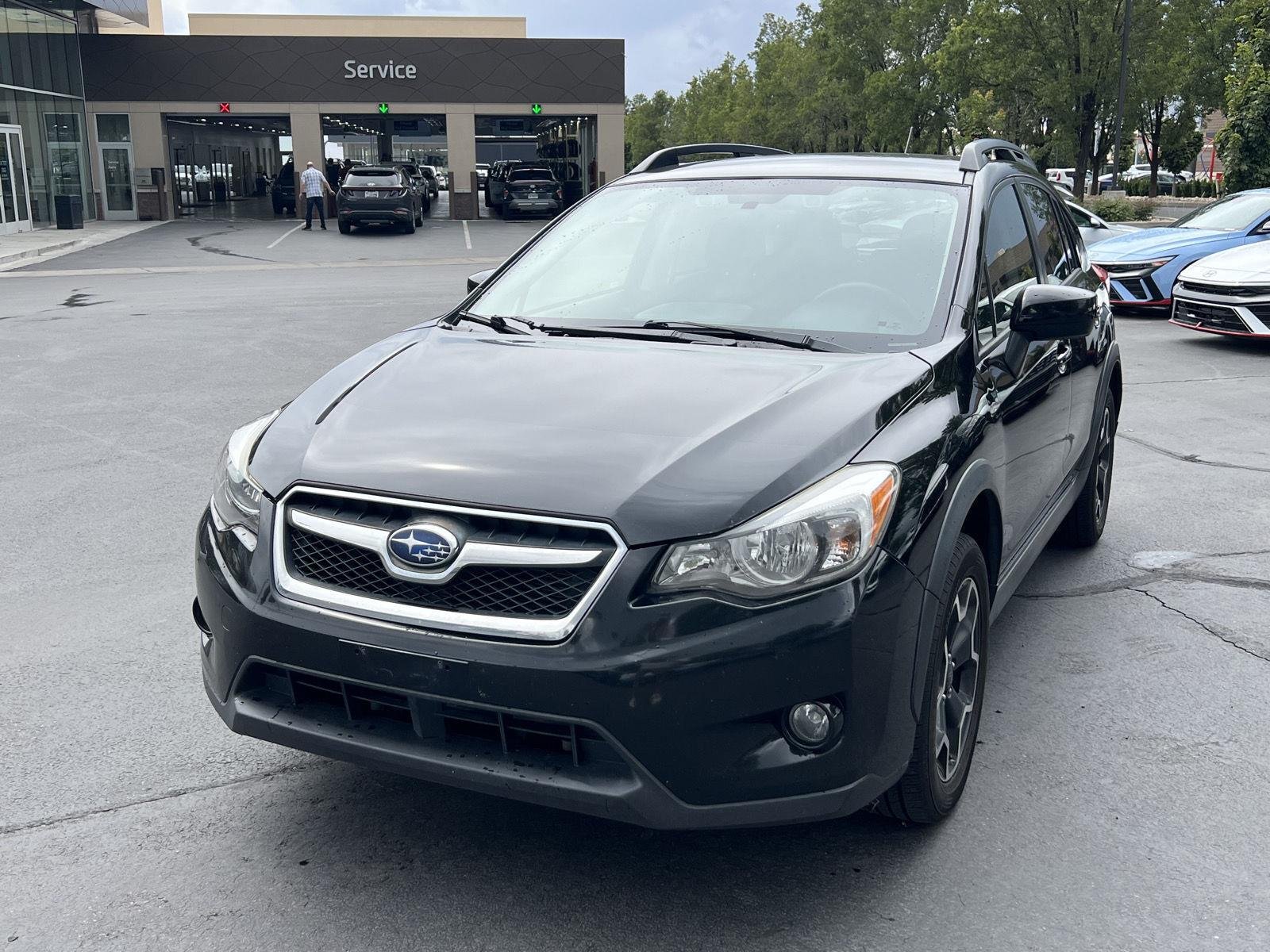 Used 2015 Crystal Black Silica Subaru Premium image 2