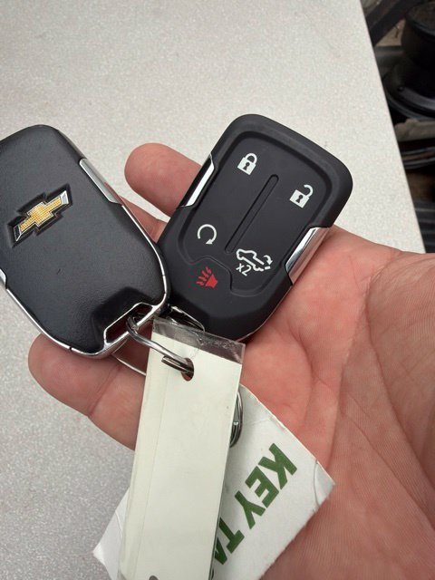 Used 2021 SHADOW GRAY METALLIC Chevrolet LT image 23