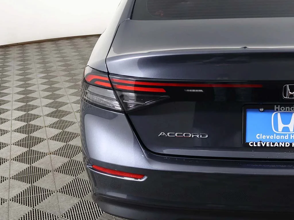 2024 Honda Accord EX - Photo 15