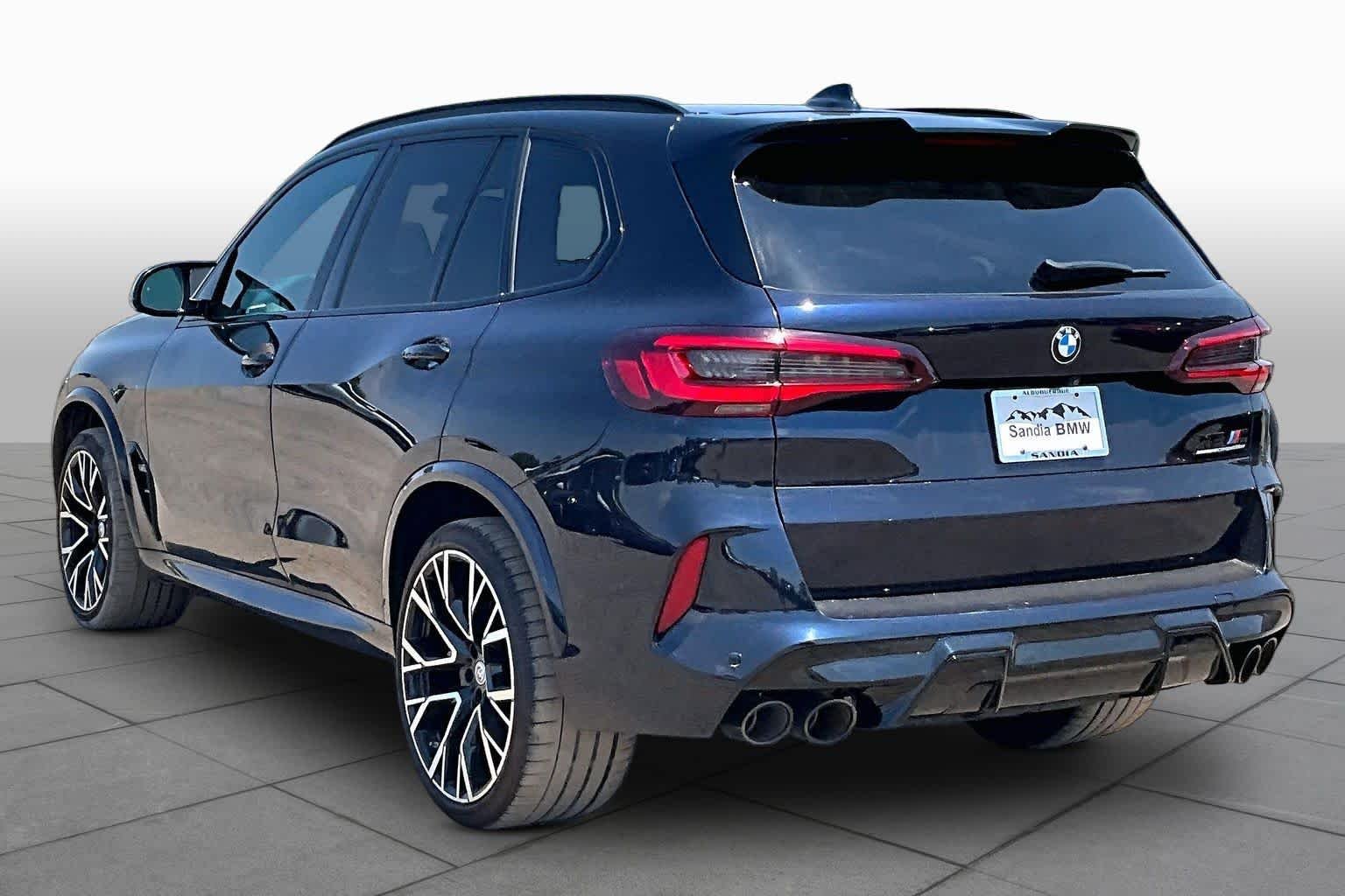 Used 2023 Carbon Black Metallic BMW  image 9
