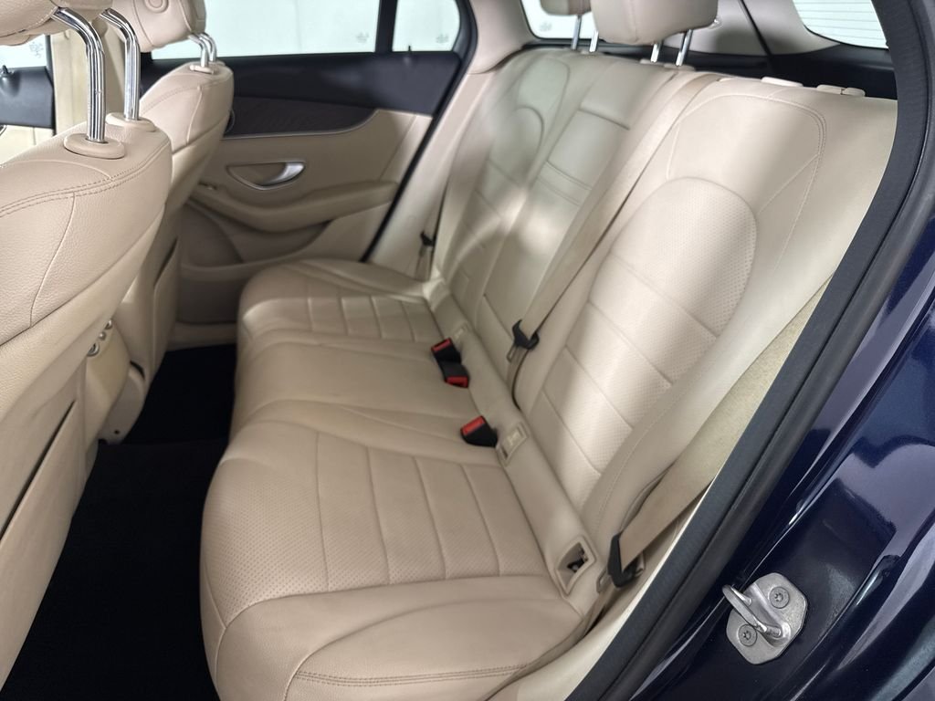 2019 Mercedes-Benz GLC GLC300 - Photo 10