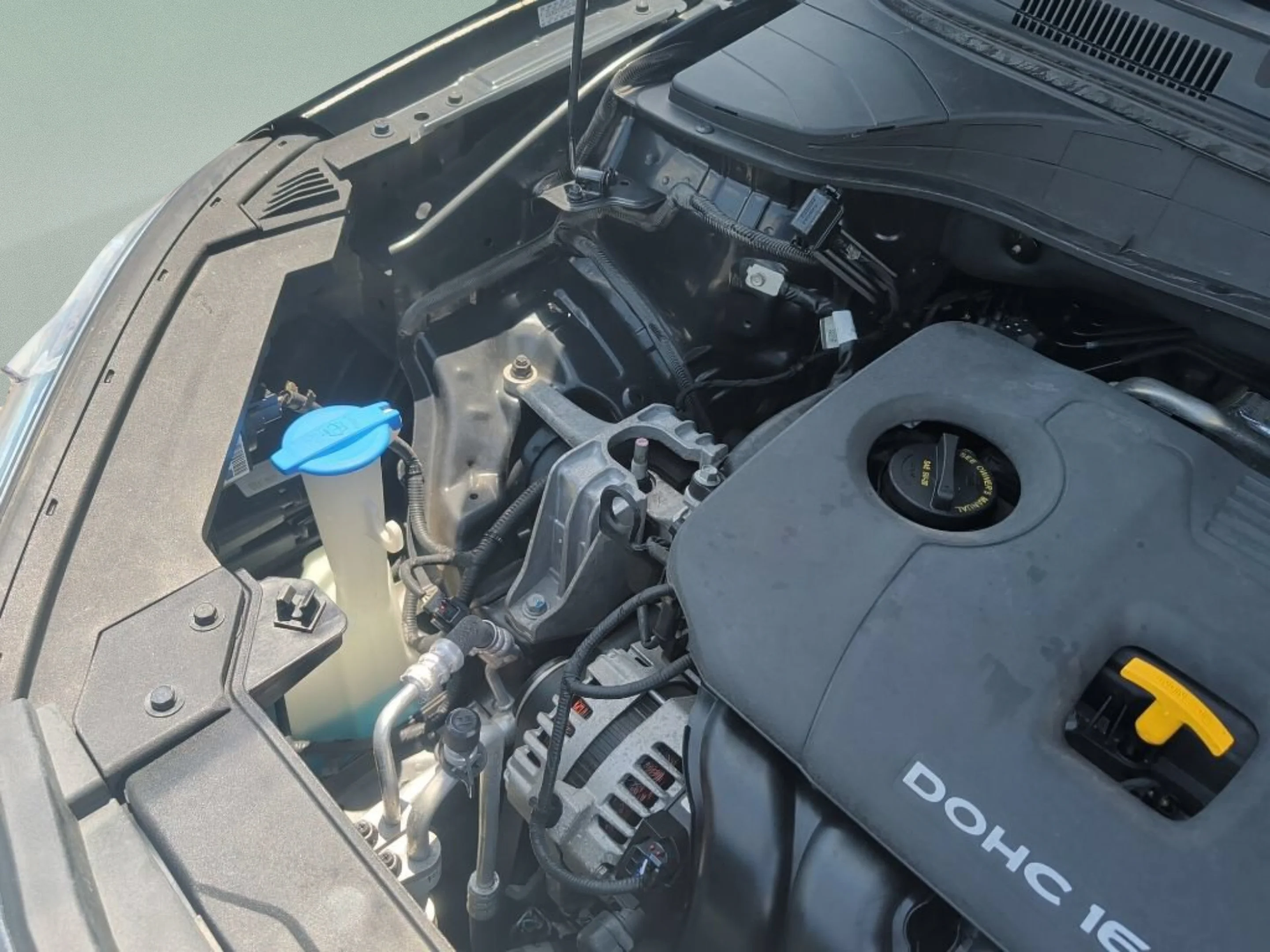 Used 2019 Thunder Gray Hyundai SE image 12