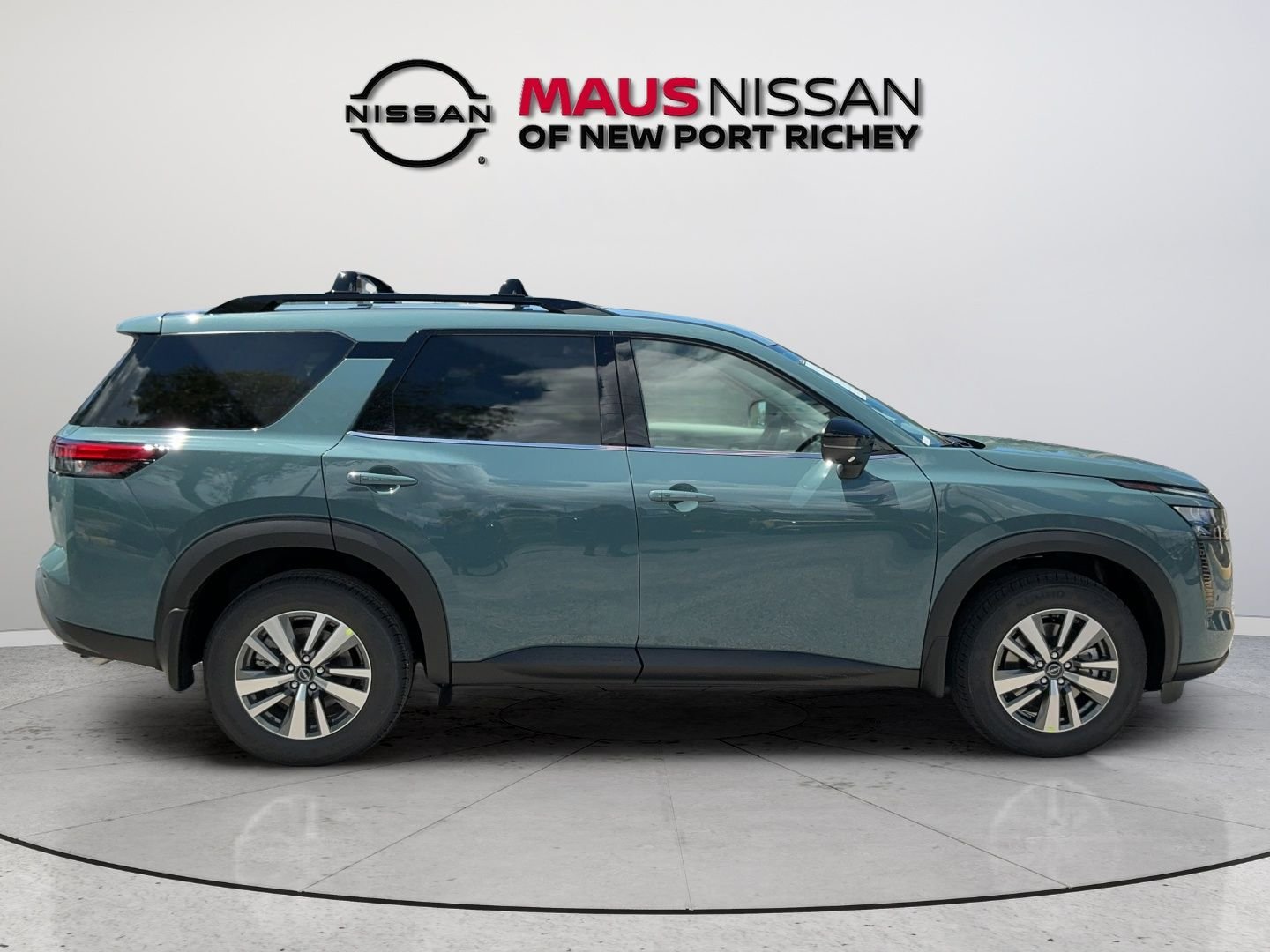 New 2026 Green Nissan SL image 13
