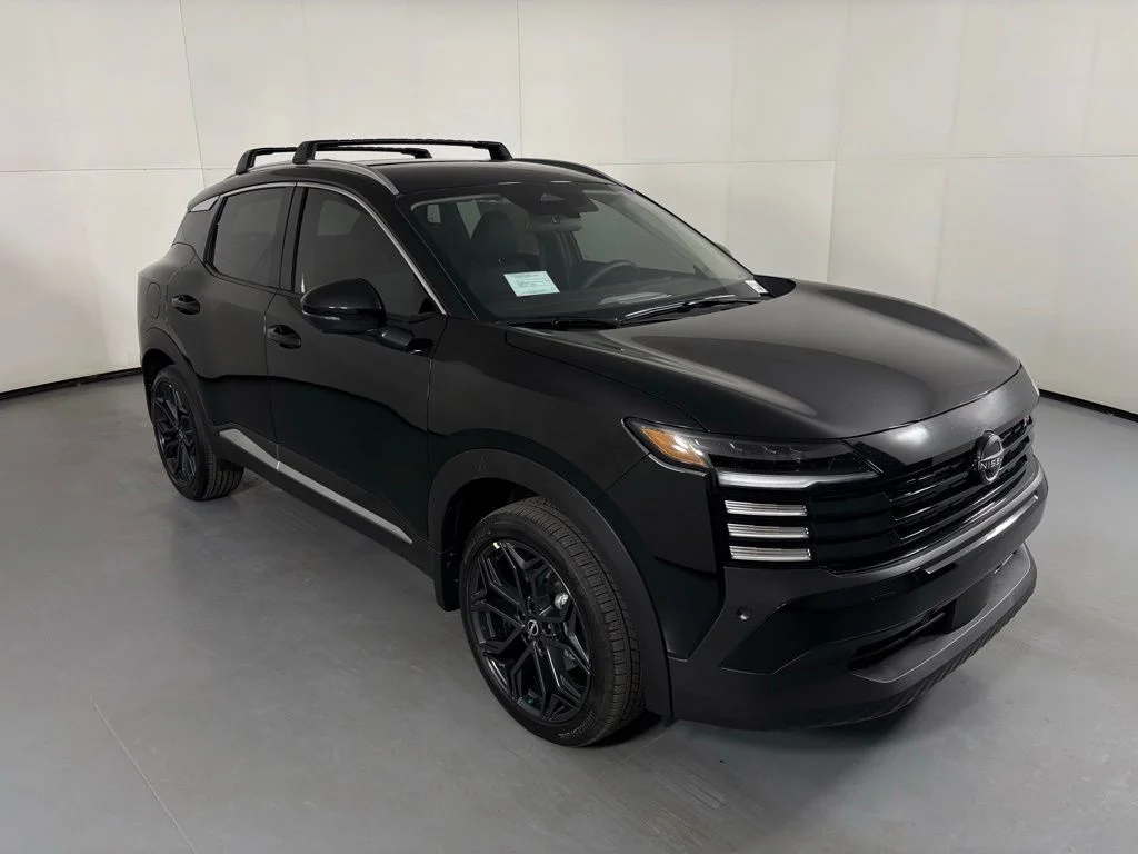 New 2026 Super Black Nissan SR image 2