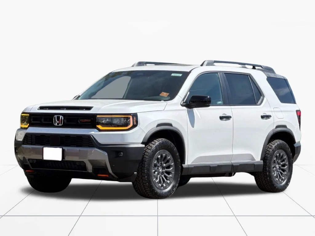 New 2026 Platinum White Pearl Honda TrailSport image 8