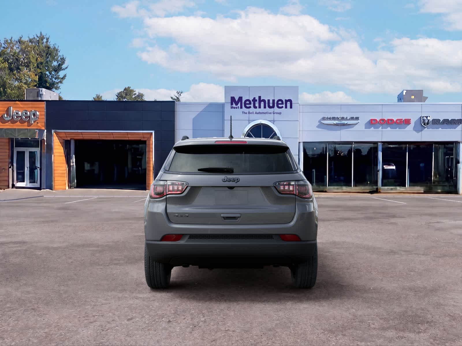New 2026 Sting-Gray Clearcoat Jeep Latitude Altitude image 7