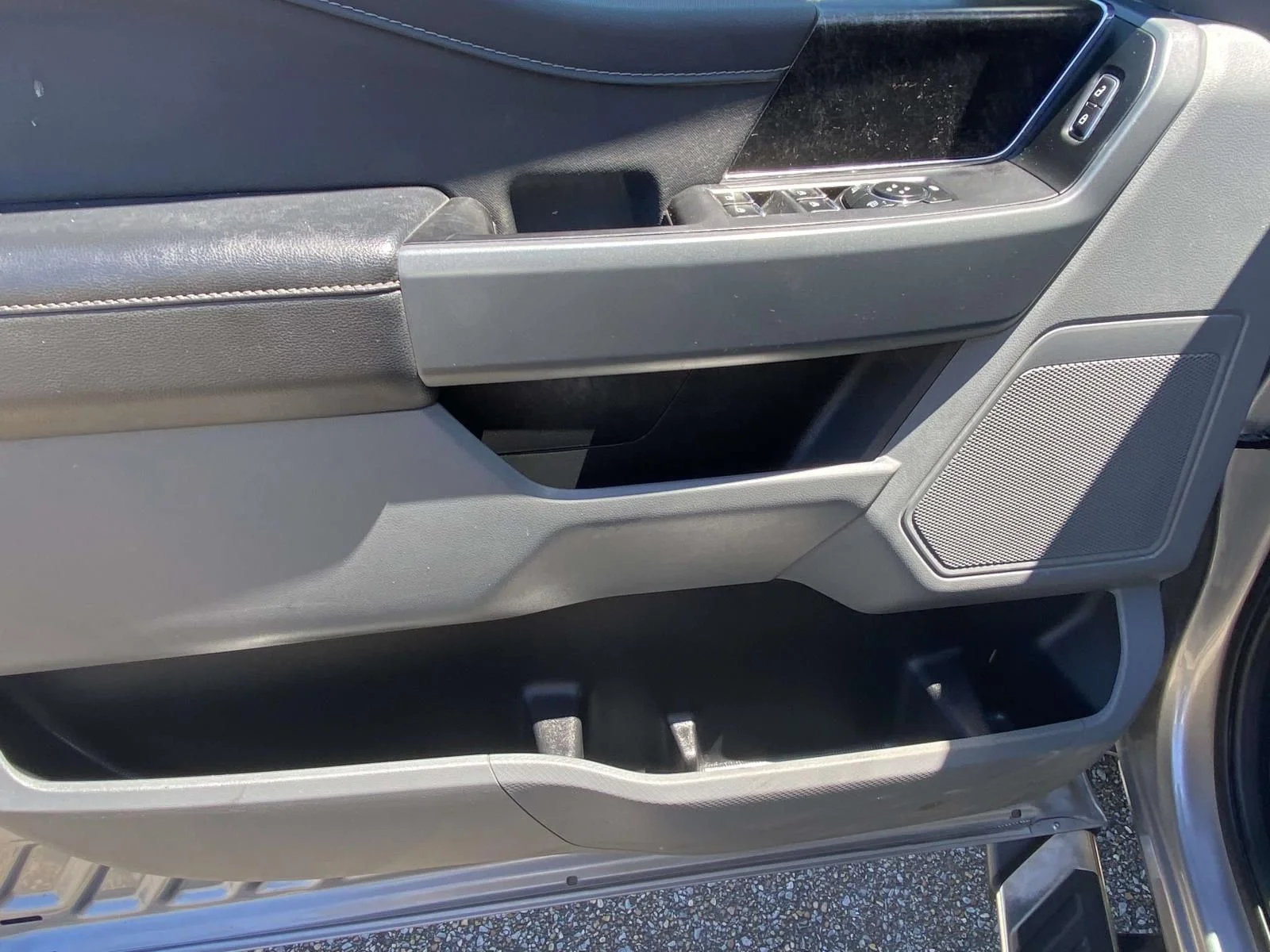 Used 2023 Silver Ford XLT image 14