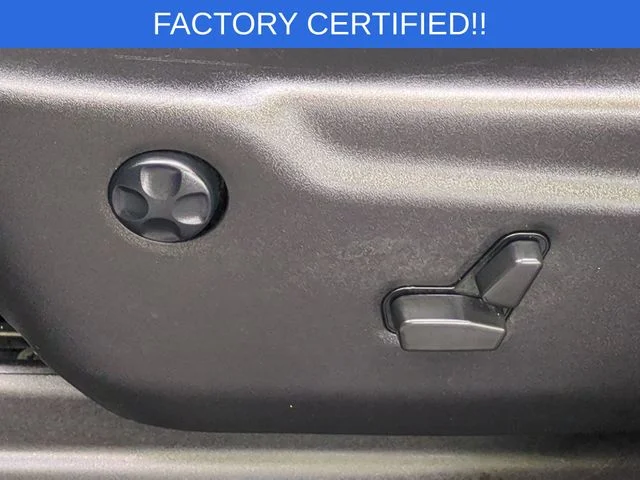 Used 2022 Gray Jeep Laredo X image 17