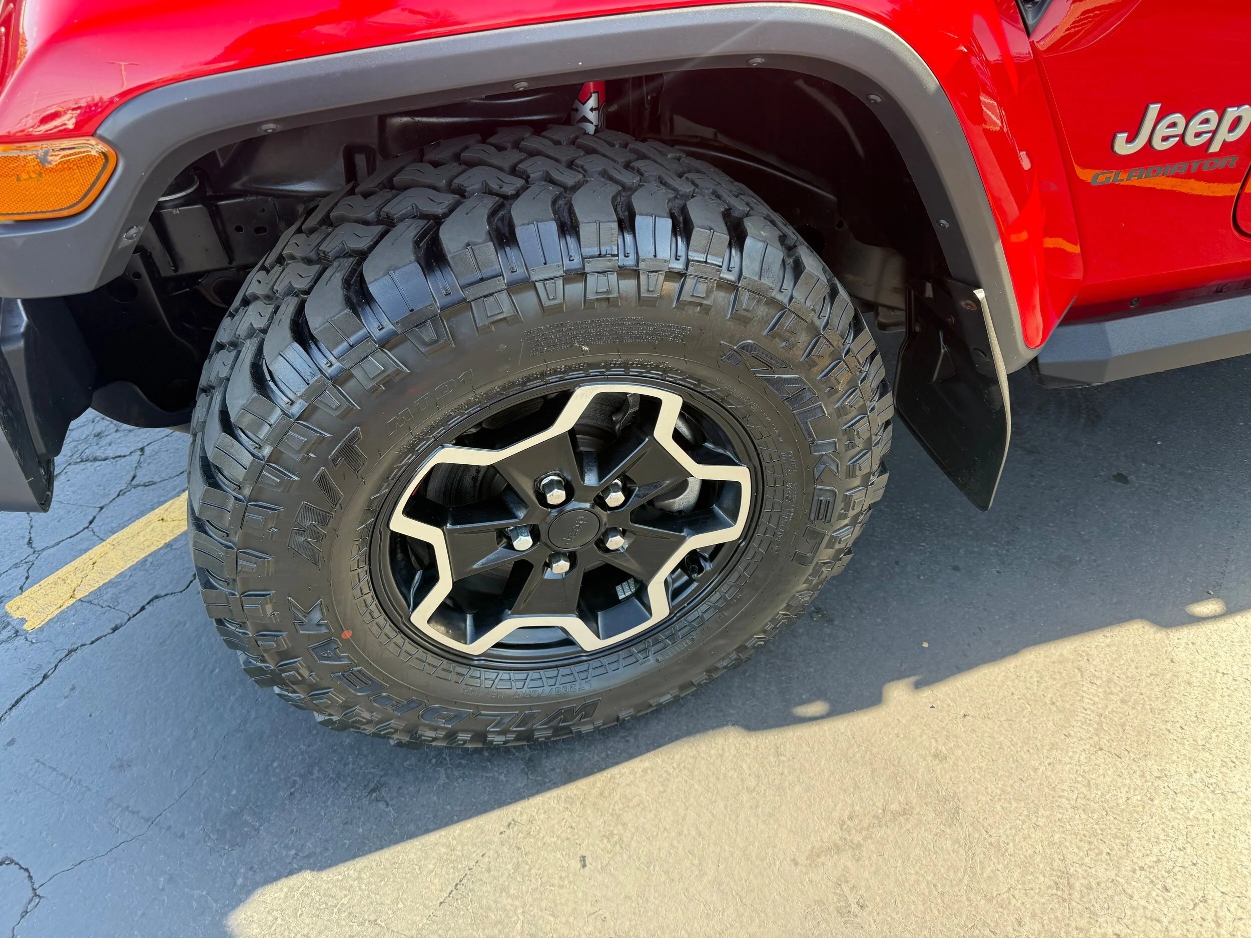 Used 2020 Firecracker Red Clearcoat Jeep Overland image 9