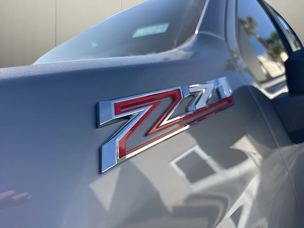 New 2026 Sterling Gray Metallic Chevrolet LT image 31