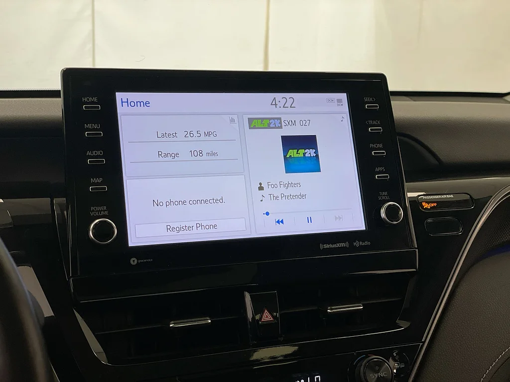 Used 2022  Toyota XSE image 13