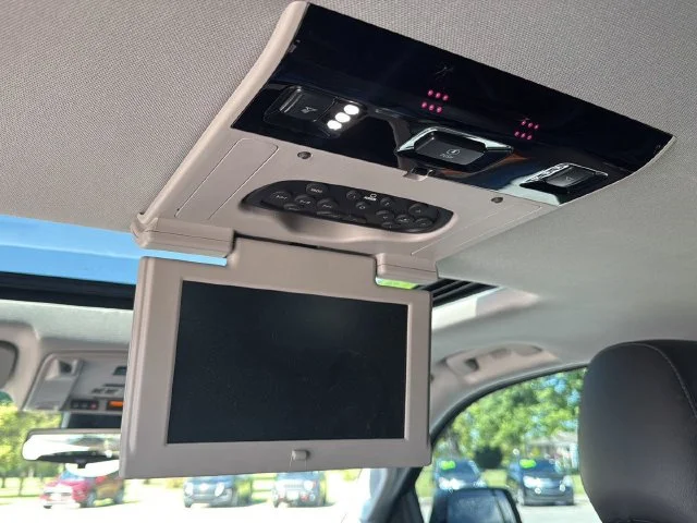 Used 2019 Black Raven Cadillac Premium image 5