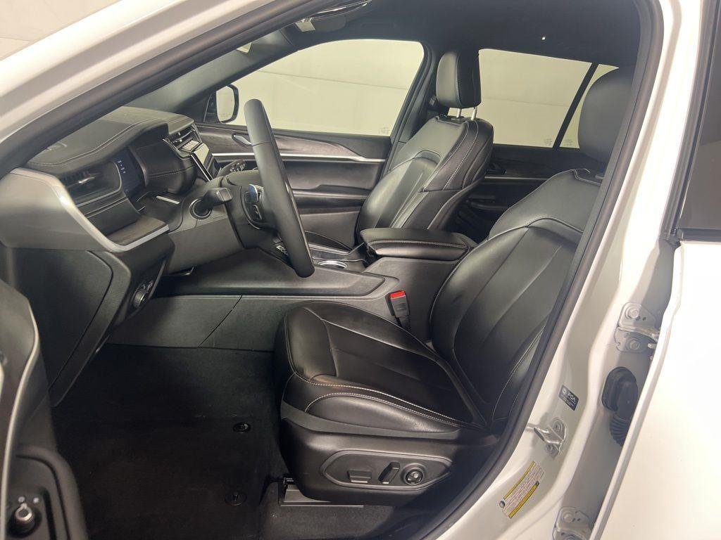 Used 2025 Bright White Clearcoat Jeep Limited image 23