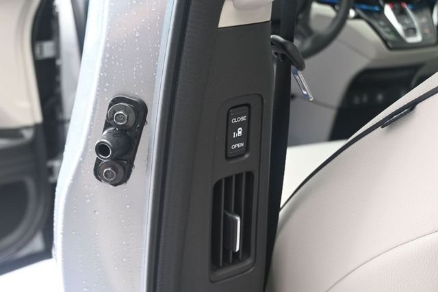 2026 Honda Odyssey Touring - Photo 18
