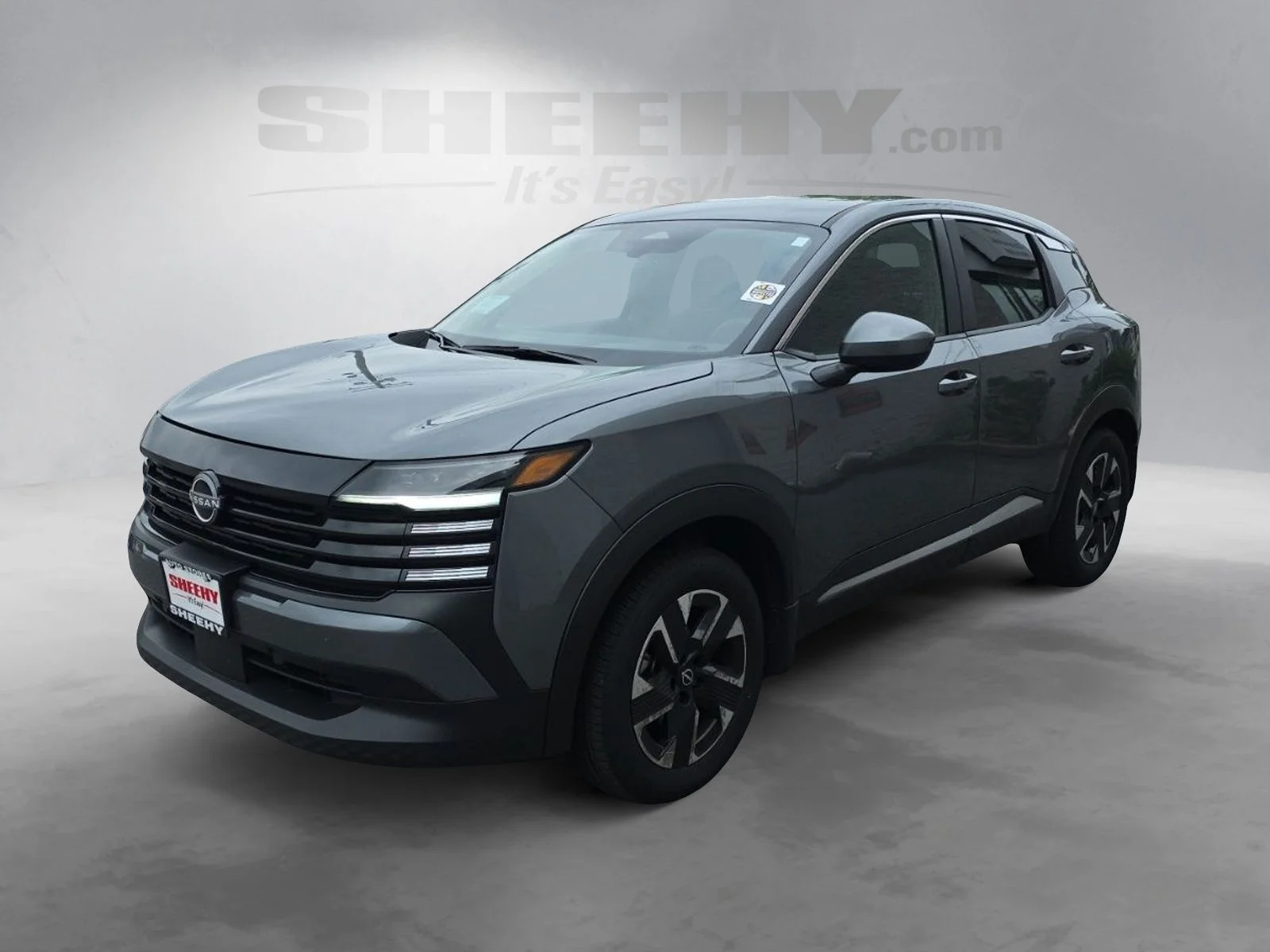 Used 2025 Gray Nissan SV image 16