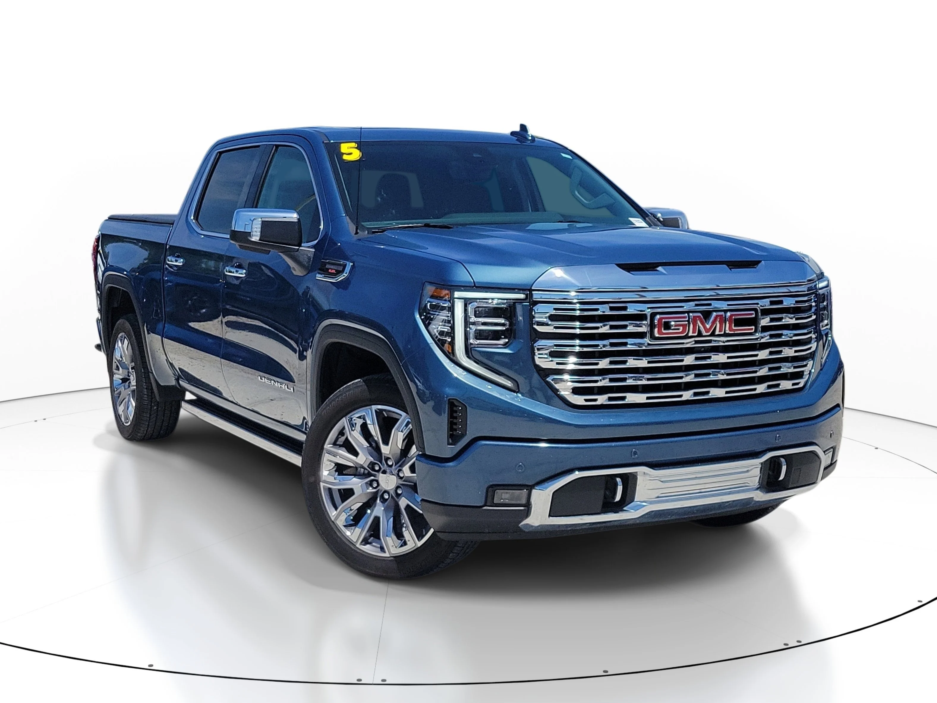 2025 GMC Sierra 4WD Crew Cab Short Box Denali's photo