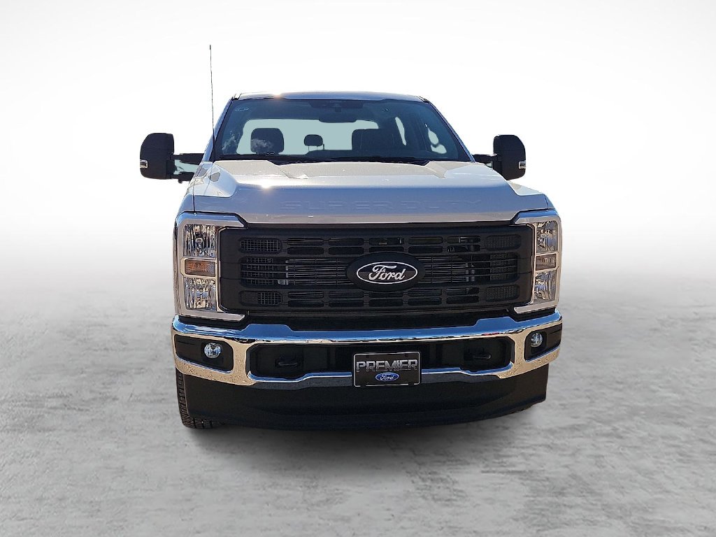 New 2027 Oxford White Ford F-350® XL image 2