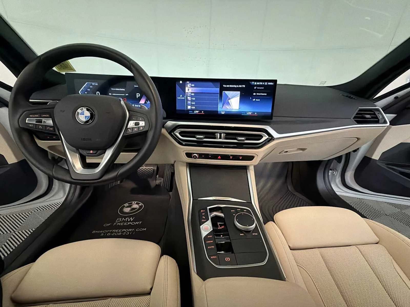 2024 BMW 3 Series 330i - Photo 14