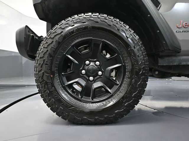 2022 Jeep Gladiator Mojave - Photo 17