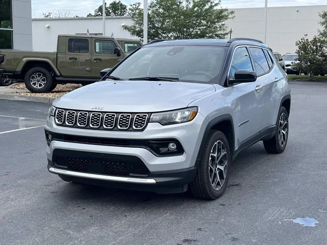 Used 2025 Silver Jeep Limited image 6