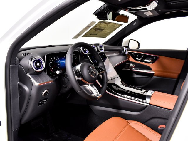 New 2027 Polar White Mercedes-Benz GLC 300 image 60