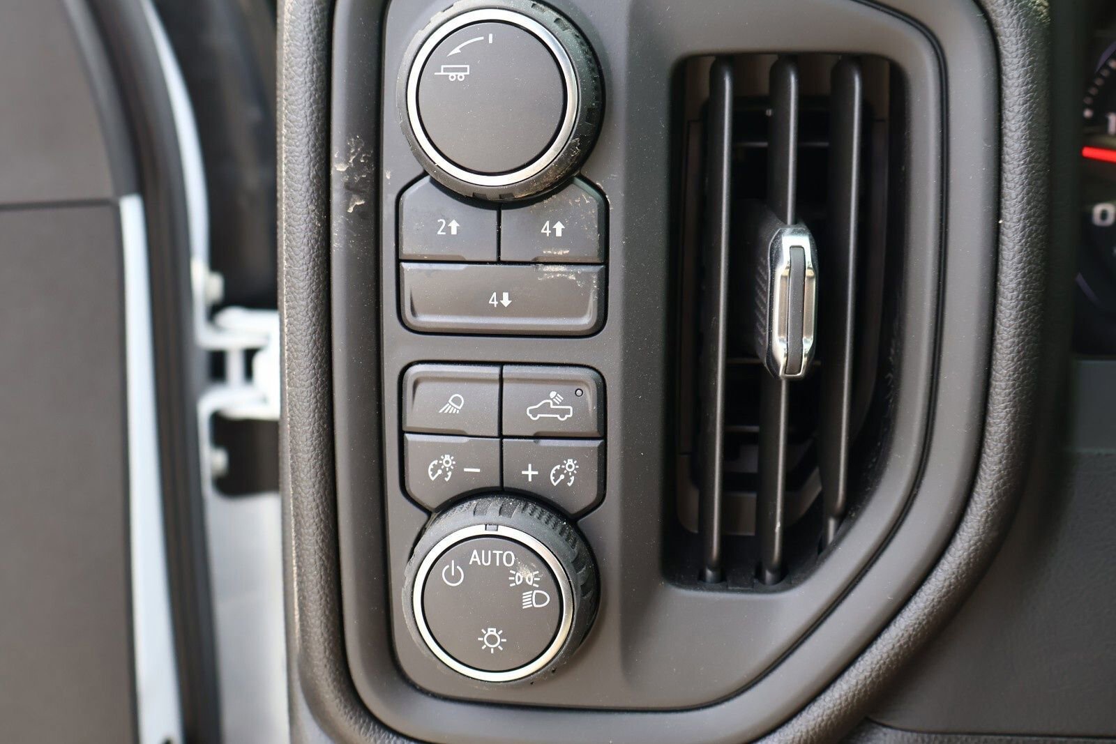 2025 Chevrolet Silverado 3500 HD Work Truck - Photo 27