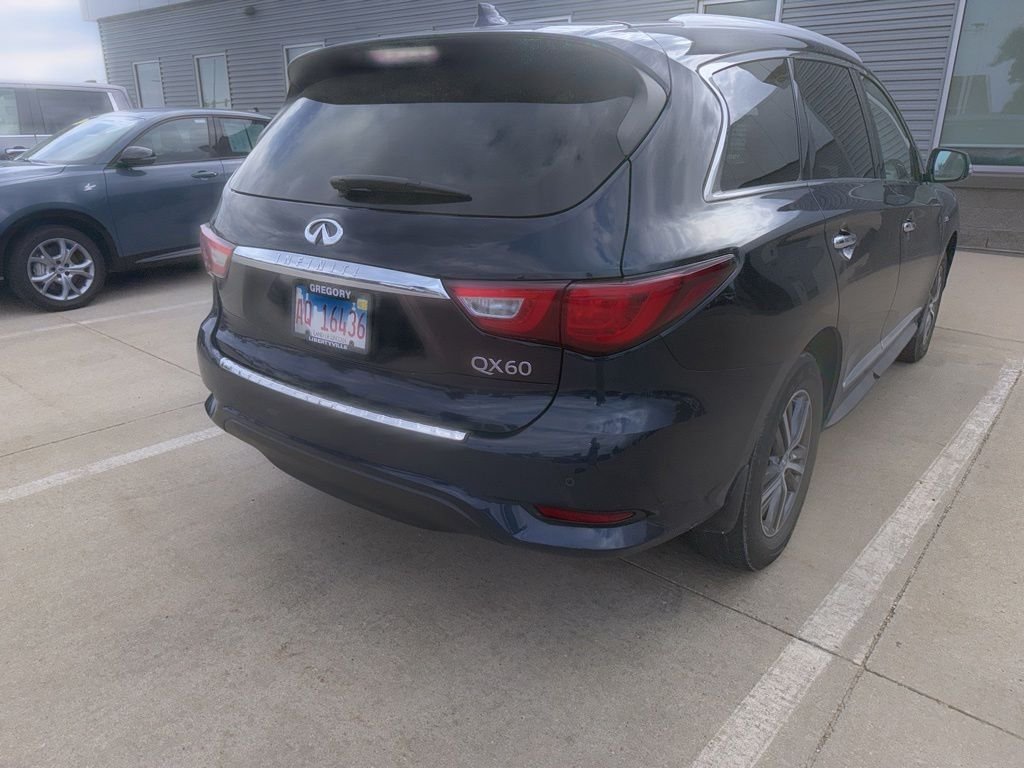 Used 2018 Blue INFINITI Base image 5