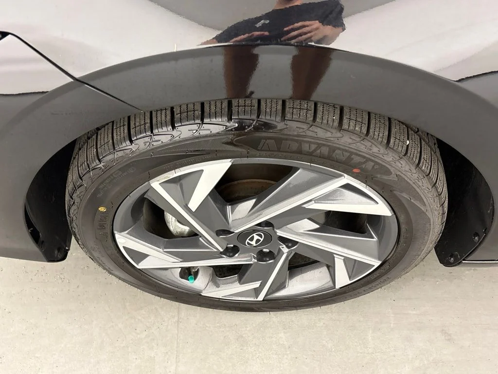 Used 2024 Black Hyundai Limited image 11