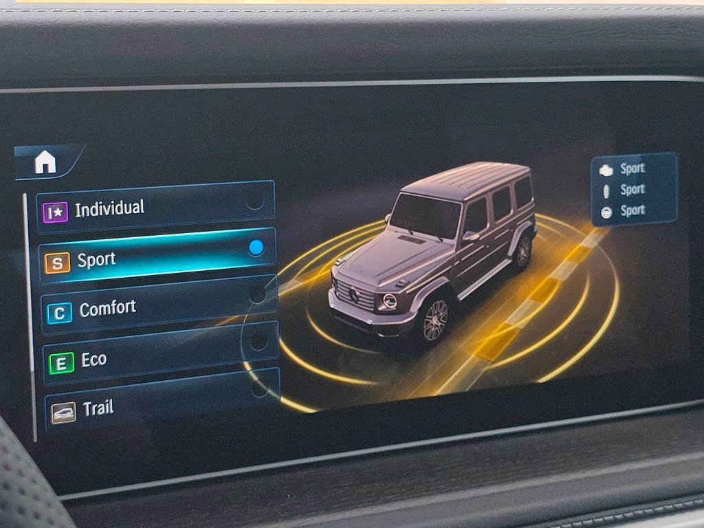 New 2026 MANUFAKTUR Desert Sand non-metallic Mercedes-Benz G 550 image 73