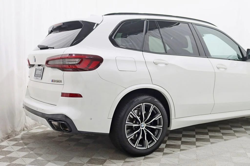 2022 BMW X5 M50i - Photo 9