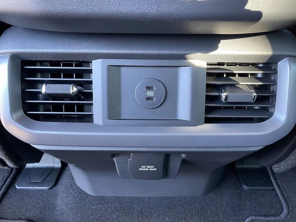 New 2026 Carbonized Gray Metallic Ford XLT image 54