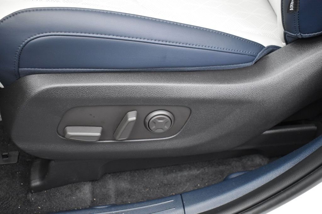 2026 Kia Carnival EX - Photo 8