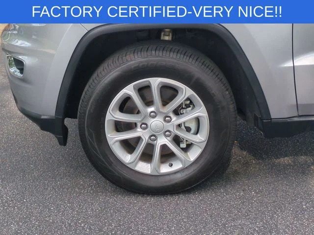 Used 2021 Silver Jeep Laredo E image 10