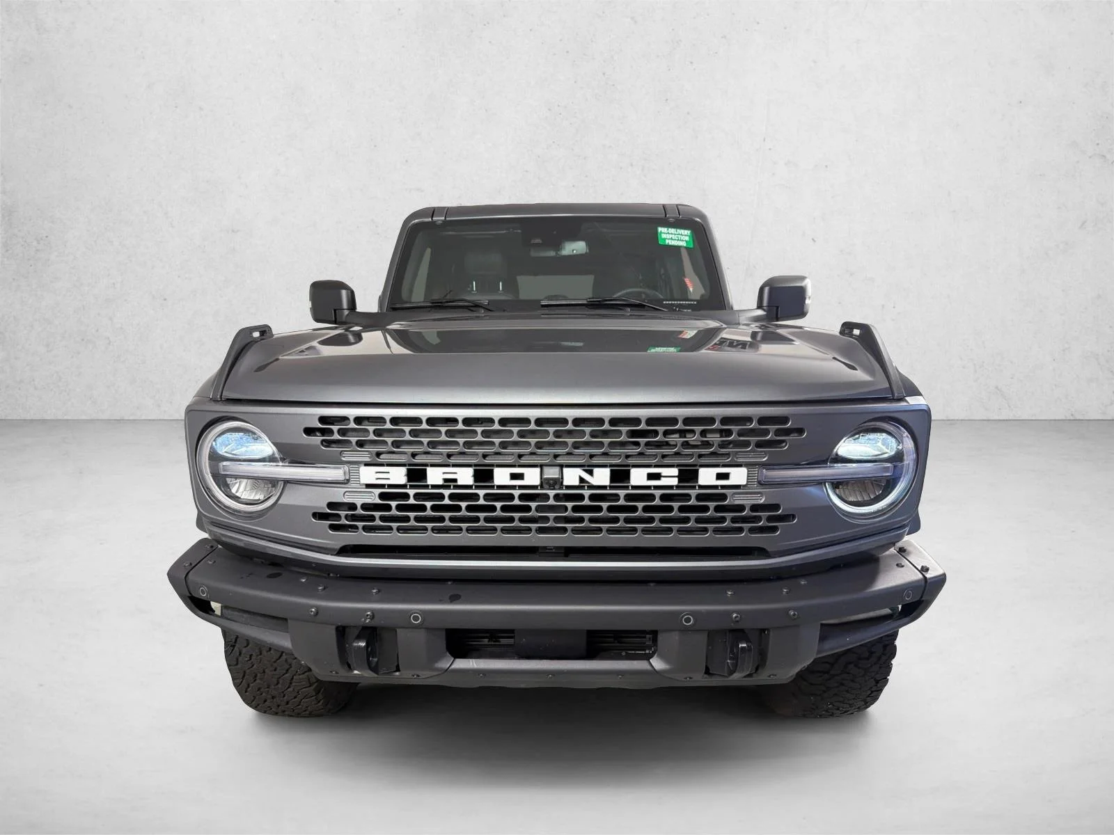 Used 2024 Gray Ford Badlands image 9