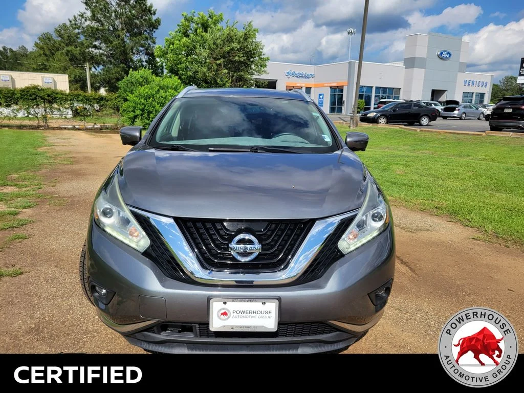 Used 2018 Gray Nissan Platinum image 10