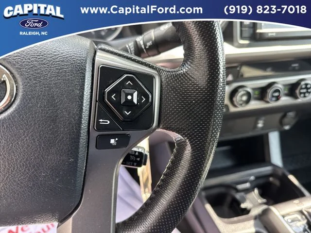 Used 2016 Gray Toyota SR5 image 22