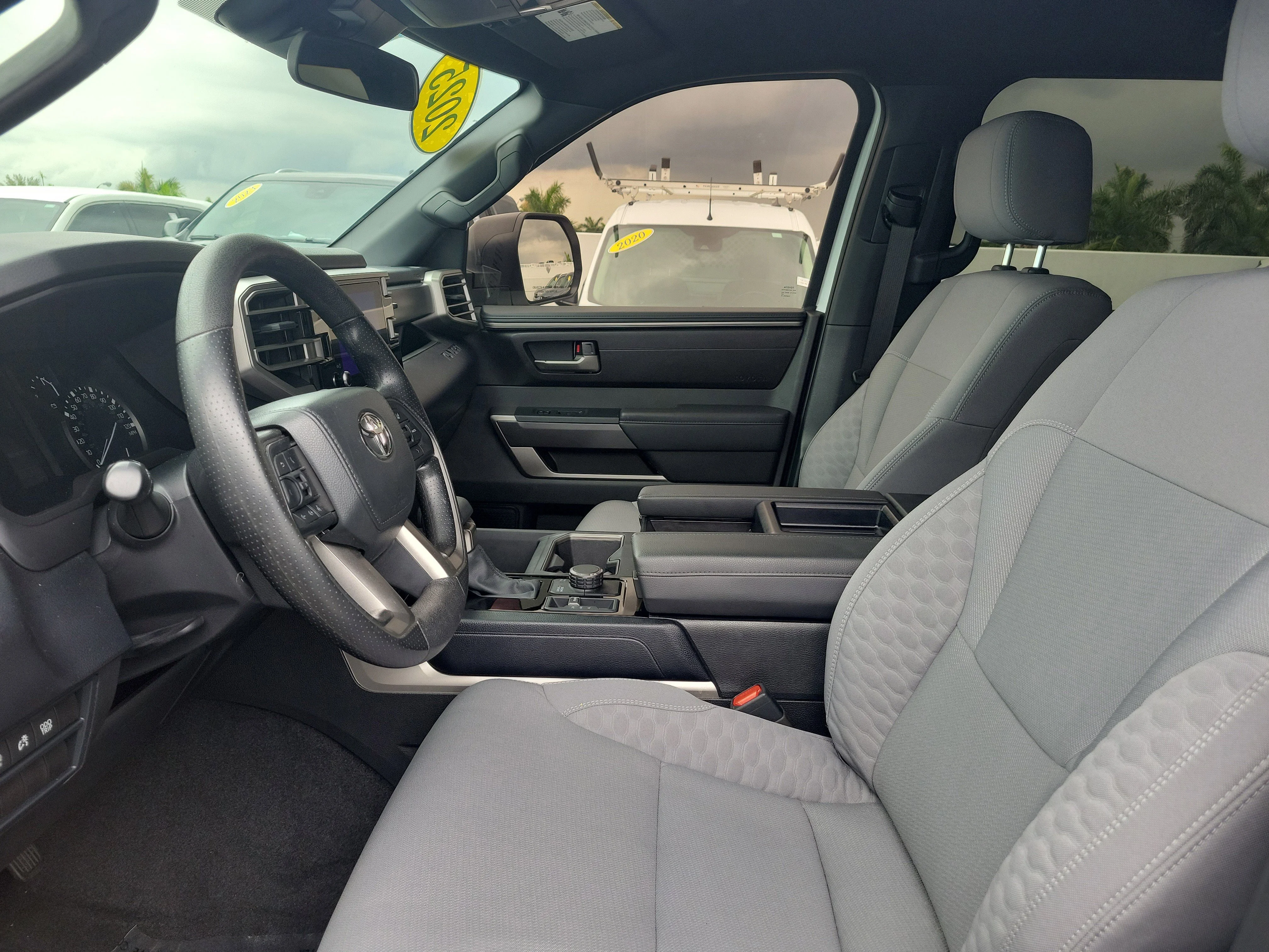 Used 2025 Ice Toyota SR5 image 19