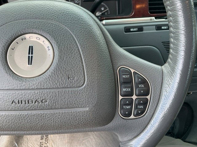 Used 2004  Lincoln Ultimate image 32