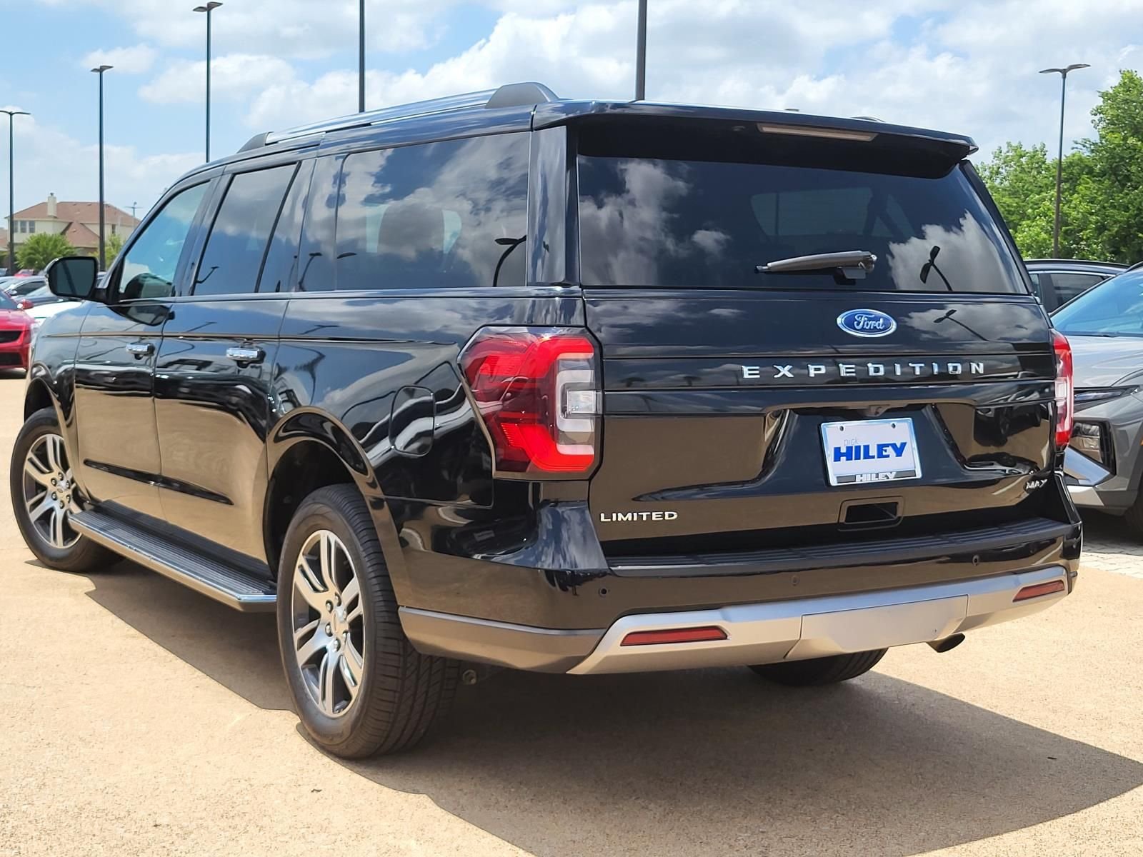 Used 2023 Agate Black Metallic Ford Limited image 3