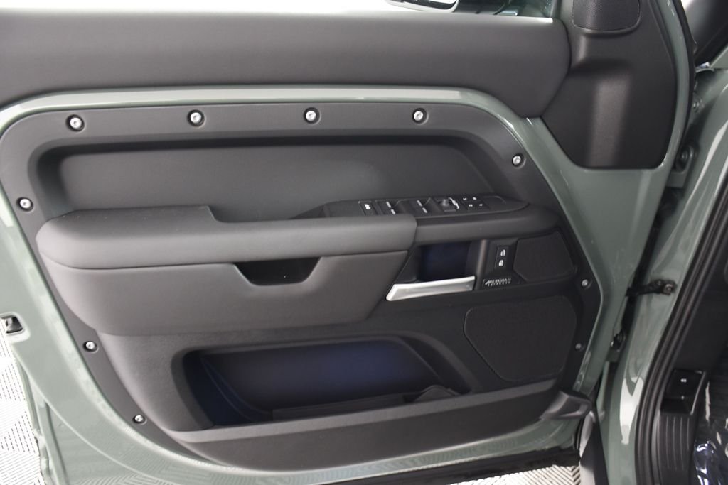 New 2026 Keswick Green Land Rover  image 14